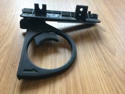 Подстаканник. Nissan X-Trail, NT30, PNT30, T30 Двигатели: QR20DE, QR25DE, SR20VET, YD22ETI, YD22DDTI
