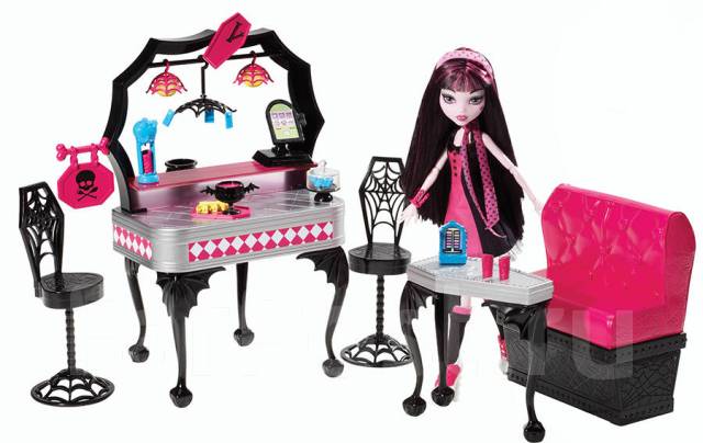 Школа монстров. Автомобиль или кафе MONSTER HIGH