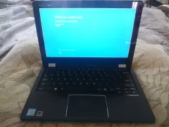 Lenovo Yoga. 11.6", 1,5����, ��� 8 ��, ���� 128���, WiFi, Bluetooth, ����������� �� 8��. ����