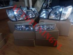 Фара противотуманная. Toyota Land Cruiser Cygnus Lexus LX470
