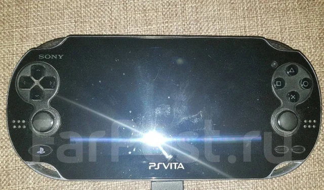 Sony PlayStation Vita ����