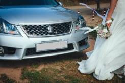 Toyota Crown. С водителем