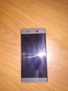 Sony Xperia XA Ultra. �/�