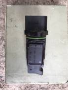 Датчик расхода воздуха. Volkswagen Bora Volkswagen Jetta Volkswagen Golf, 1E7, 1J1, 1J5 Skoda Octavia, 1U2, 1U5, 1Z3, 1Z5 Двигатели: AEE, AEG, AEH, AE...