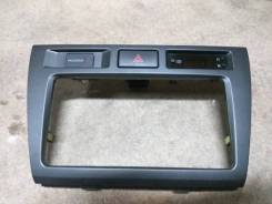 Консоль панели приборов. Toyota Mark II, JZX110 Двигатель 1JZGTE
