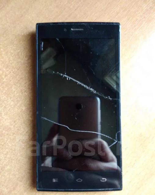 DEXP Ixion ES. �/� ����