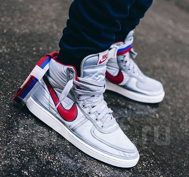 Nike high vandal on sale supreme