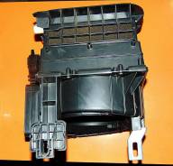 Корпус моторчика печки. Mazda MPV, LW3W, LW5W, LWEW, LWFW Двигатели: L3, L3DE, L3VDT, L3VE