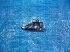 Ручка двери внутренняя. Toyota Avensis, ADT250, ADT251, AZT250, AZT250L, AZT250W, AZT251, AZT251L, AZT251W, AZT255, AZT255W, CDT250, ZZT250, ZZT251, Z...