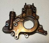 Насос масляный. Honda: Jazz, Mobilio, Civic, Airwave, City, Mobilio Spike, Fit, Partner Двигатели: L12A1, L12A3, L12A4, L13A1, L13A2, L13A5, L13A6, L1...