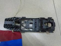 Кронштейн ручки задней левой Volkswagen Golf 6 2009-2012 Номер OEM 5N0839885H