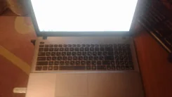 Asus X550V. 16.4", 2,6����, ��� 6 ��, ���� 698���, WiFi, Bluetooth, ����������� �� 1��.