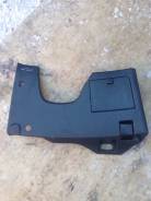 Обшивка, панель салона. Toyota Kluger V, ACU20, ACU20W, ACU25, ACU25W, MCU20, MCU20W, MCU25, MCU25W, MHU28, MHU28W Двигатели: 1MZFE, 2AZFE, 3MZFE