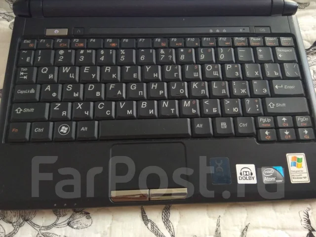 Lenovo IdeaPad S10-2. 10.1", 1,6����, ��� 768 ��, ���� 150���, WiFi: 1, Bluetooth: 1 ����