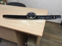 Накладка на дверь багажника. Toyota Corolla Fielder, CE121, CE121G, NZE120, NZE121, NZE121G, NZE124, NZE124G, ZZE122, ZZE122G, ZZE123, ZZE123G, ZZE124...