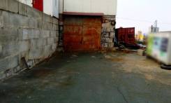 Склад 353 кв. м. со смотровой ямой. 353 кв. м., улица Днепровская 90, р-н БАМ. Дом снаружи