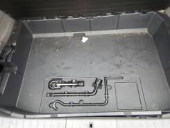 Панель пола багажника. Toyota Prius, NHW20 Двигатель 1NZFXE
