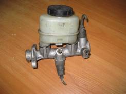 Цилиндр главный тормозной. Nissan Bluebird, ENU13, EU13, HNU13, HU13, PU13, SNU13, SU13, U13 Двигатели: CD20, GA16DS, KA24DE, SR18DE, SR20DE