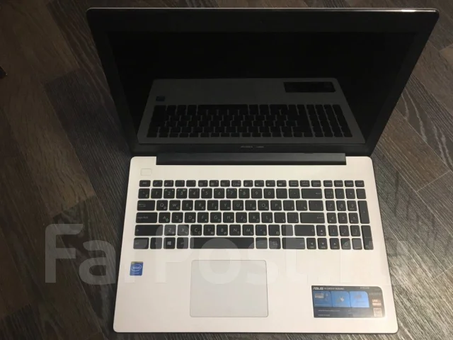 Asus X553MA. 15", 2,2����, ��� 4 ��, ���� 500���, WiFi: 1, Bluetooth: 1, ����������� �� 6��. ����