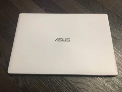 Asus X553MA. 15", 2,2����, ��� 4 ��, ���� 500���, WiFi, Bluetooth, ����������� �� 6��. ����
