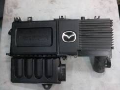 Корпус воздушного фильтра. Mazda Mazda3, BK Двигатель Z6