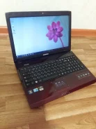 Samsung R580. 15.6", 2,3����, ��� 3072 ��, ���� 320���, WiFi, Bluetooth, ����������� �� 4��. ����