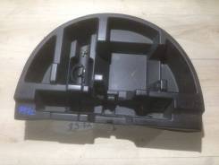 Контейнер в багажник. Toyota Prius, NHW20