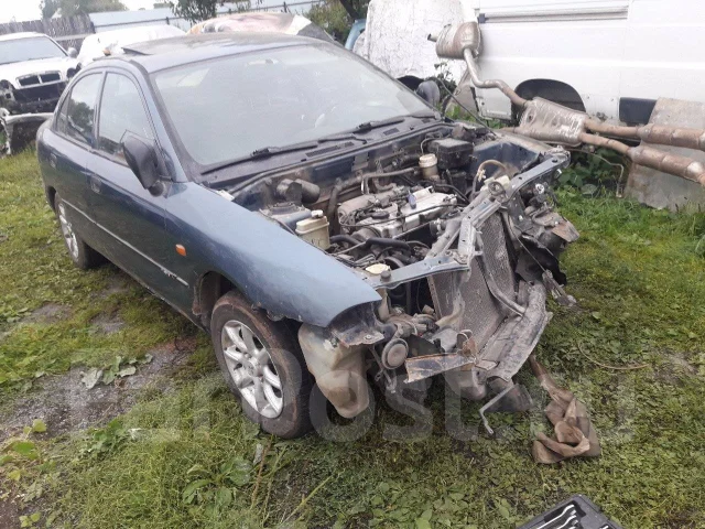 Mitsubishi Carisma ����