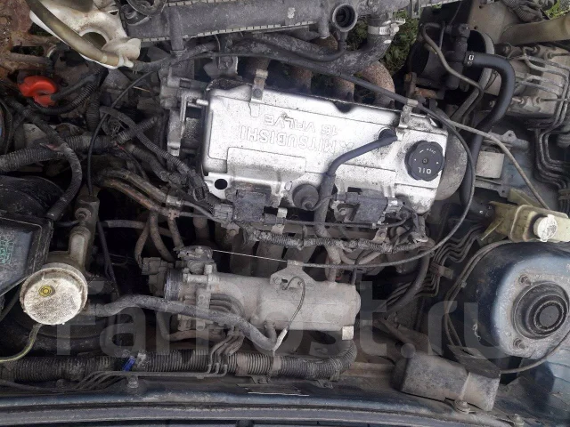 Mitsubishi Carisma ����
