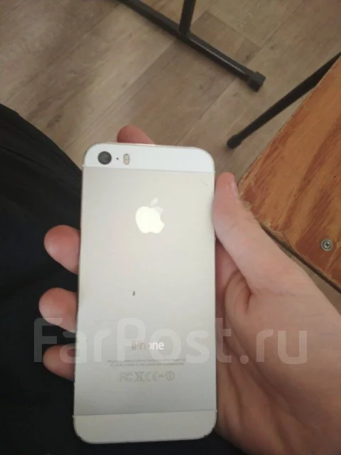 Apple iPhone 5c. �/� ����