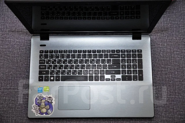 Acer Aspire E5-771G-379H. 17.3", 1 900����, ��� 6 ��, ���� 1 000���, WiFi: 1, Bluetooth: 1, ����������� �� 4��. ����