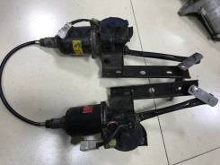 Мотор стеклоочистителя. Daewoo: DE12, Solar, BM090, BH120, Ultra Novus, BS106 Hyundai: Gold, Universe, HD260, HD1000, HD120, HD320, R430LC-9SH, R380LC...