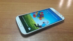 Samsung Galaxy S4. �/� ����