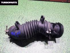 Патрубок воздухозаборника. Toyota: Premio, Allion, Corolla Axio, Corolla Fielder, Corolla Двигатель 1NZFE
