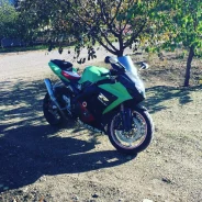 Suzuki GSX-R 1000. 1 000����. ��., ��������, ��� ���, � �������� ����