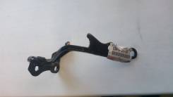 Крепление капота. Toyota Celica, AT180, ST182, ST183, ST183C, ST184, ST185 Toyota Carina ED, ST180, ST181, ST182, ST183 Toyota Corona Exiv, ST180, ST1...