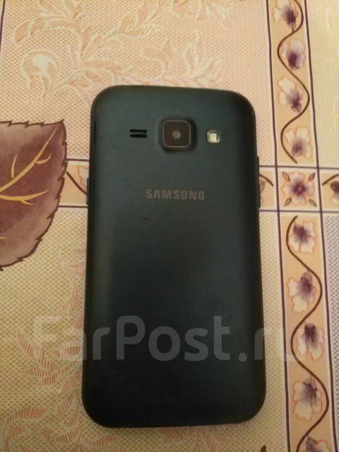 Samsung Galaxy J1. �/� ����