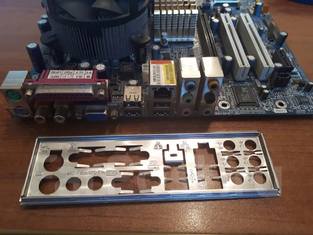 915G. ��� ����� �� ������ ����