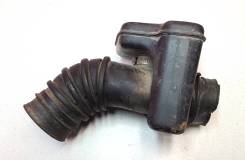 Патрубок воздухозаборника. Toyota: Sprinter, Corolla Levin, Sprinter Trueno, Corolla, Sprinter Marino, Corolla Ceres Двигатели: 4AFE, 5AFE, 7AFE
