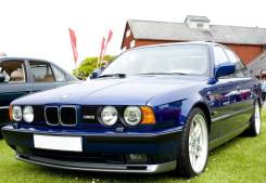 Стекло противотуманной фары. BMW 5-Series, E34