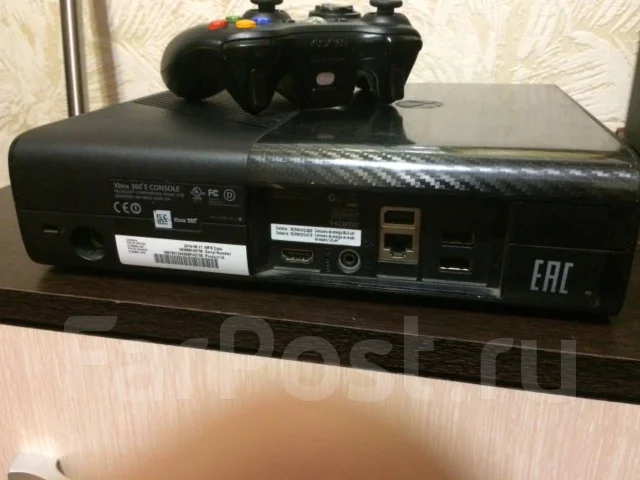 Microsoft Xbox 360 E ����