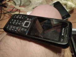 Nokia E51. �/� ����