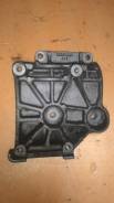 Крепление компрессора кондиционера. Mitsubishi Chariot, N84W Mitsubishi Chariot Grandis, N84W, N94W Двигатель 4G64