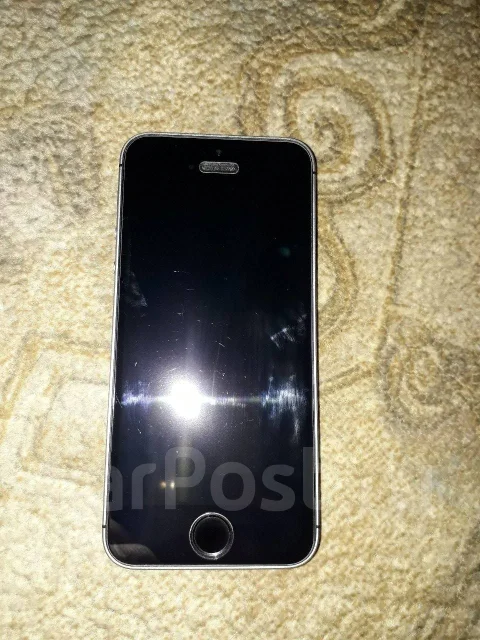 Apple iPhone SE 32Gb. �/� ����