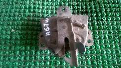 Замок капота. Mitsubishi Pajero iO, H61W, H62W, H66W, H67W, H71W, H72W, H76W, H77W Двигатели: 4G93, 4G94