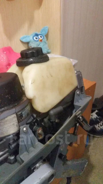 Johnson. 3,5��.�., 2-�������, ����������, ���� S (381 ��), 2000 ��� ����