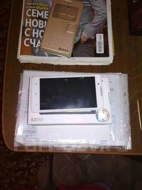 Lenovo A2010. �/� ����