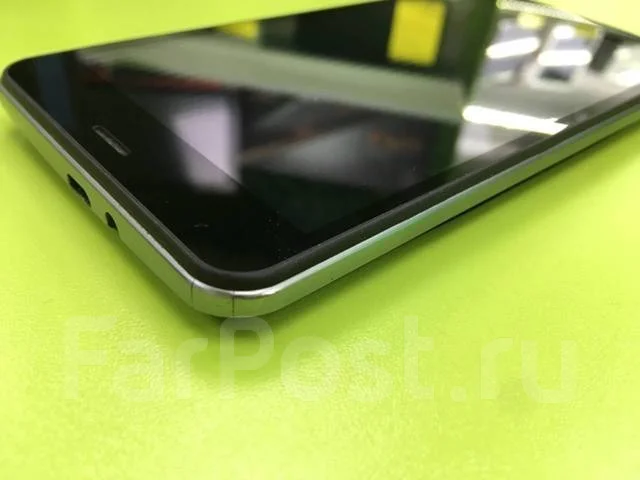 DEXP Ixion ES355 Ice. �/� ����