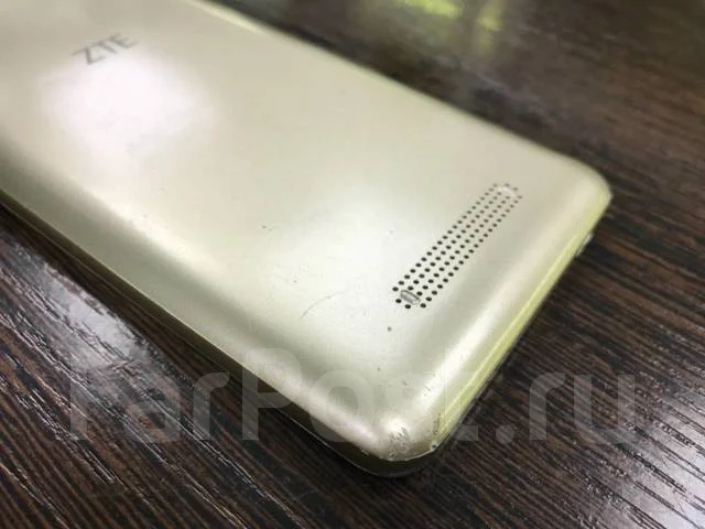 ZTE Blade X3. �/� ����