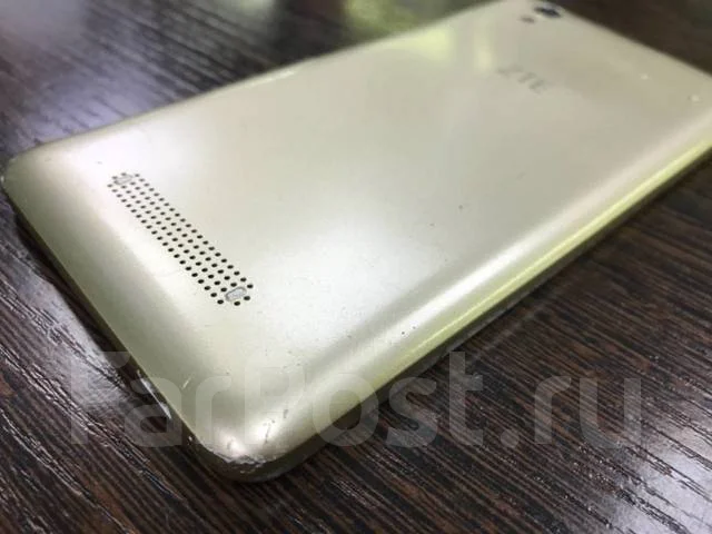 ZTE Blade X3. �/� ����